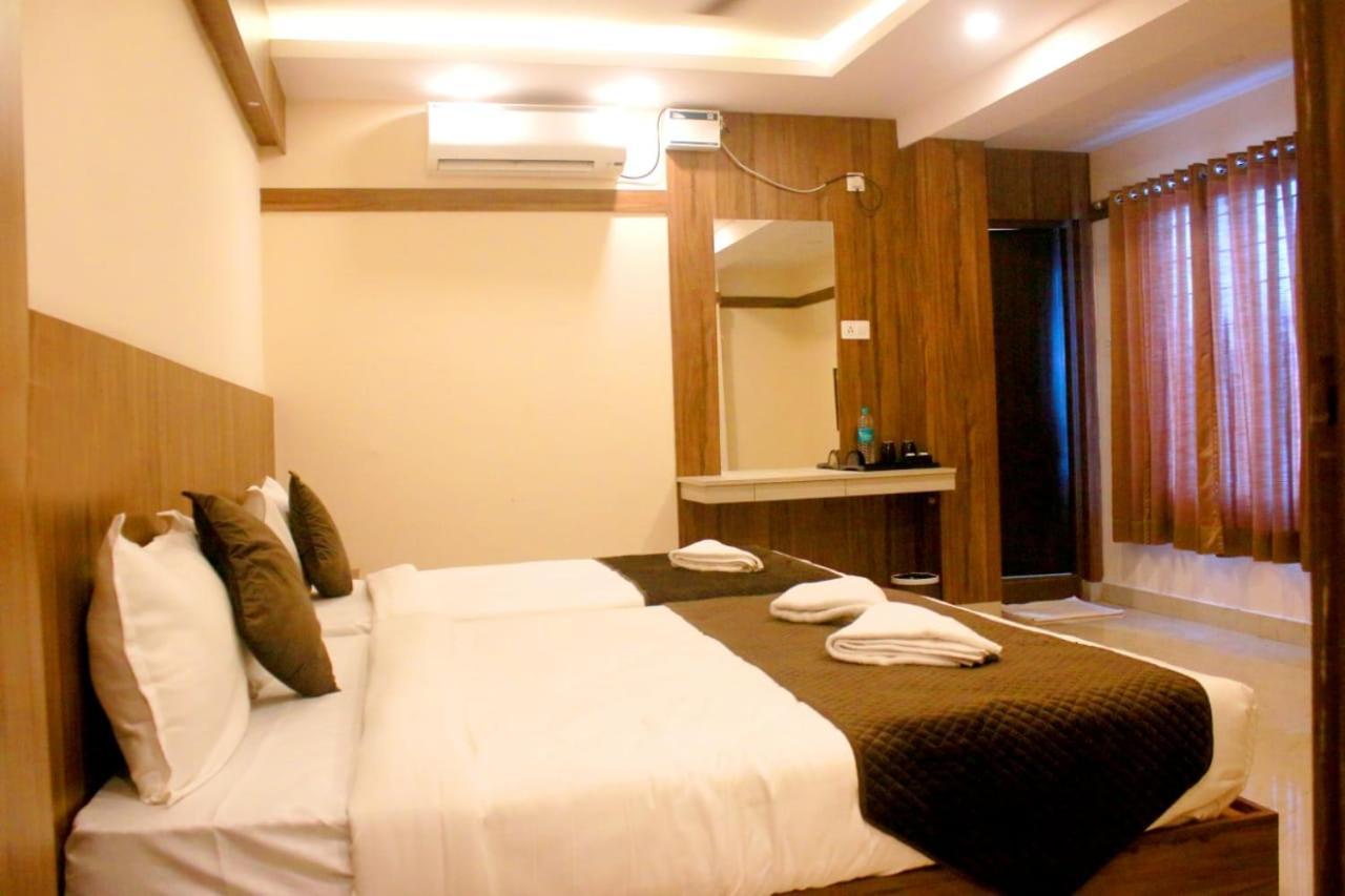 Hotel Sakura Inn Hosur Luaran gambar