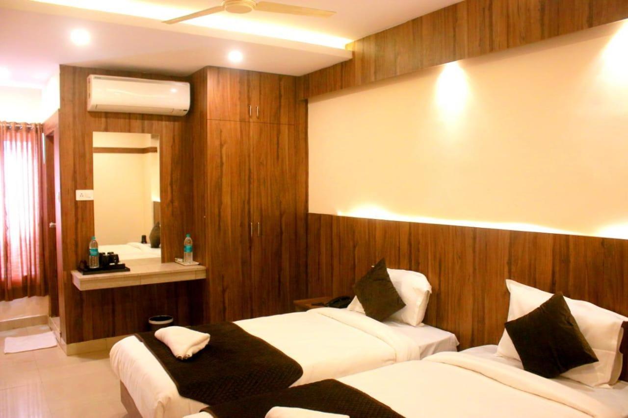 Hotel Sakura Inn Hosur Luaran gambar